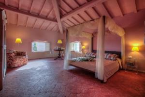 Villa Alta - Residenza depoca con piscina