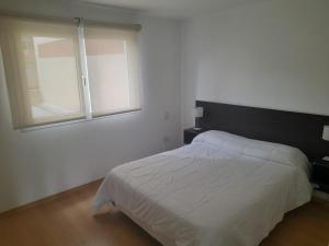 Departamento vista al mar, con cochera cubierta y pileta