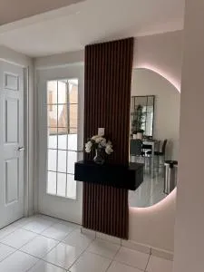 Elegant Modern Tiny Home - Perquín