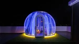 Skyhut Boutique House Rooftop with LED-LIT DOME & Private Pool - Nairobi - Lorngosua