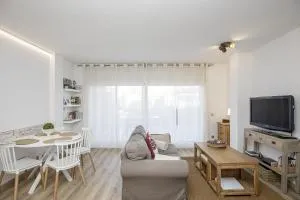 Apartamento con gran terraza en Girona - Salt