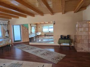 Antal Villa - 5mins to ski slope & 1min to skating