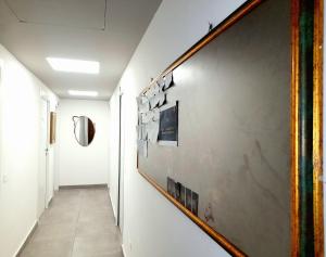 -L Oasi Del Turista, Room2- CENTRAL STATION