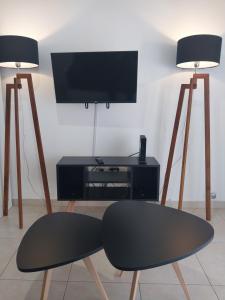 DEPARTAMENTO con COCHERA PARA 5 PERSONAS