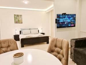 Modern Central Apartments RENOVATED