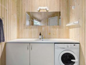 Holiday home with spacious garden