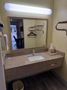 Double Room with Two Double Beds - Non-Smoking room in Liberty Inn - Collins