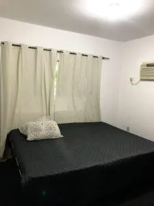 Quarto econômico 50 metros da praia - Itapema