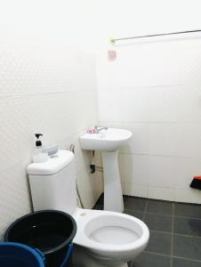 Nur Homestay UUC