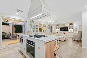 Coastal Retreat Modern Home in Scarborough