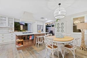 Coastal Retreat Modern Home in Scarborough