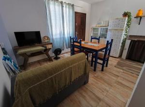 Casa kitnet 50 metros da Praia Ingleses para 2 pessoas