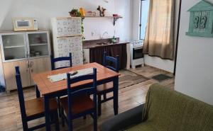 Casa kitnet 50 metros da Praia Ingleses para 2 pessoas