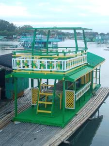 Little Boracay Floating Cottages by Khali