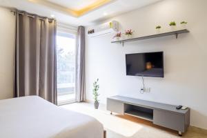 Housr 46 M2K Corp Near Park Hospital Sector 46