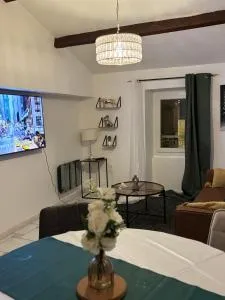 Appartement Hajar - 塔拉斯孔