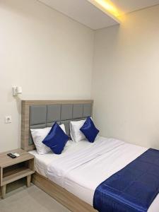 Oscar Alfa Residence by NamRoom