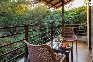 Areca Breeze by VEO - Part of StayVista with Pool