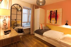 Hotels Hotel Roses : photos des chambres