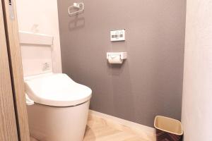 Direct to Namba, Umeda ,Airport! New house!3mins to subway!