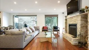 Olive Grove - Trentham