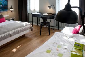 Hotels Hotel Roses : photos des chambres