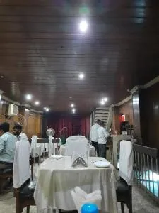 Hotel ritz and payal restaurant - Gulzārbāgh
