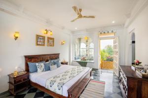 ELIVAAS Amber Royale 3 BHK with Pvt Pool & Terrace