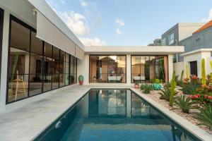 A Modern Moroccan Elegance, Private 3-Bedroom Canggu Villa
