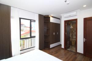 Sumitomo 20 Apartment - No 51 lane 12 Dao Tan street