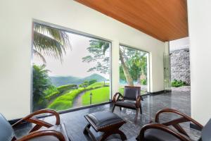 Mount Randholee Resorts & Spa