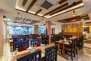 Chitwan Midtown Hotel