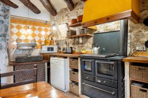 Ca La Germandat Paüls