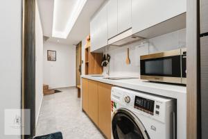 Agile Bukit Bintang by Fantastic Home