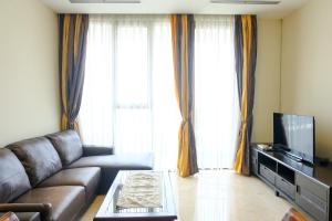 Spacious Designed 2BR Dago Butik Apartment By Travelio