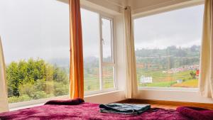 Away From Home - 3 - Rooms In Ooty, Home Stay Ooty