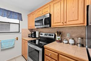 Birdies Landing At Butterfly Park Beach Access