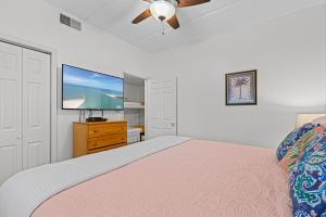 Birdies Landing At Butterfly Park Beach Access