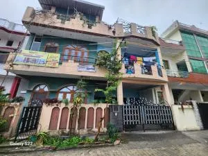 Gaytri Home Stay - Lachhīwāla