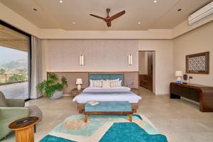 SaffronStays Eldora by the Lake - 5BHK Villa with Pool, Foosball, Cricket & Pet-Friendly