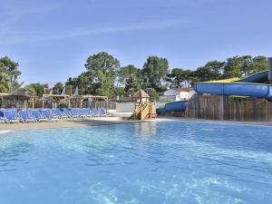Campings Domaine Residentiel de Plein Air Les Dunes : photos des chambres