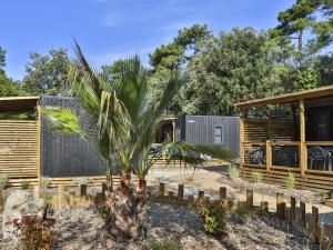 Campings Domaine Residentiel de Plein Air Les Dunes : photos des chambres