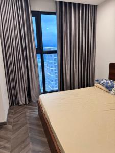 Vinhomes Quận 9 1PN The Berverly đối diện công viên