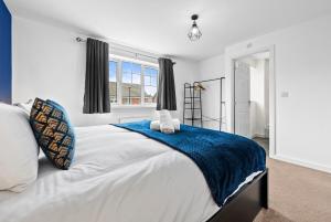 Woodscape Stays - Spacious 4 Bed Work Accommodation, Contractors & Professionals, Driveway Parking, Fast WIFI, Close to Birmingham City Centre