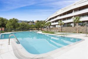 ViVi Homes -Viva La Vida - sea views - pool - terrace