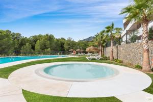 ViVi Homes -Viva La Vida - sea views - pool - terrace