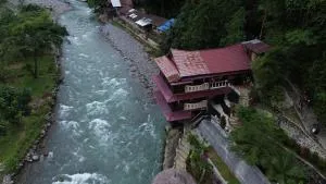 Fidodido Guesthouse & Jungle Trekking - Kualagemoh