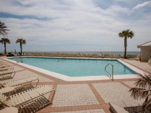 Pelican Pointe 303 by Liquid Life