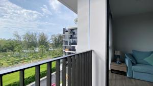 1BDR Laguna 10 min to the Sea Roof Pool