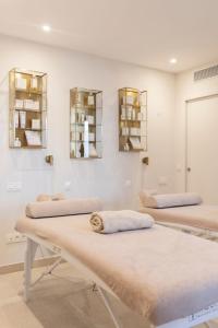 Hotels Hotel et Restaurant La Bastide Bourrelly - Mathias Dandine : photos des chambres
